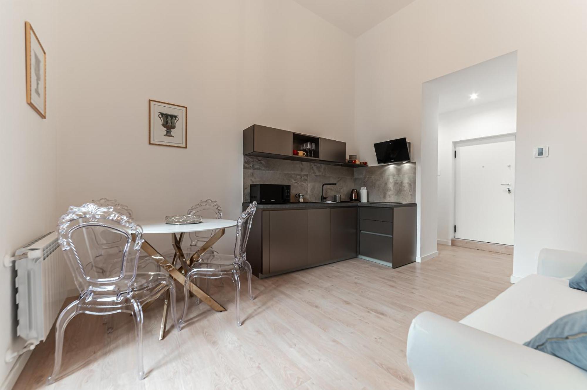 Casa Martini - Vatican And Metro Ottaviano Apartment *